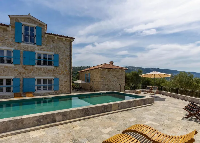 1 Bedroom Amazing In Σπίτι διακοπών Mundanije